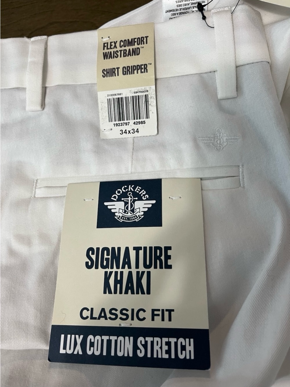 Dockers Signature Khaki Classic-Fit Men's Pants - White Lux Stretch Shirt Grippe - Picture 4 of 8